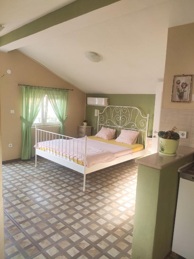 Studio Apartments Krasici Tivat Kamer foto