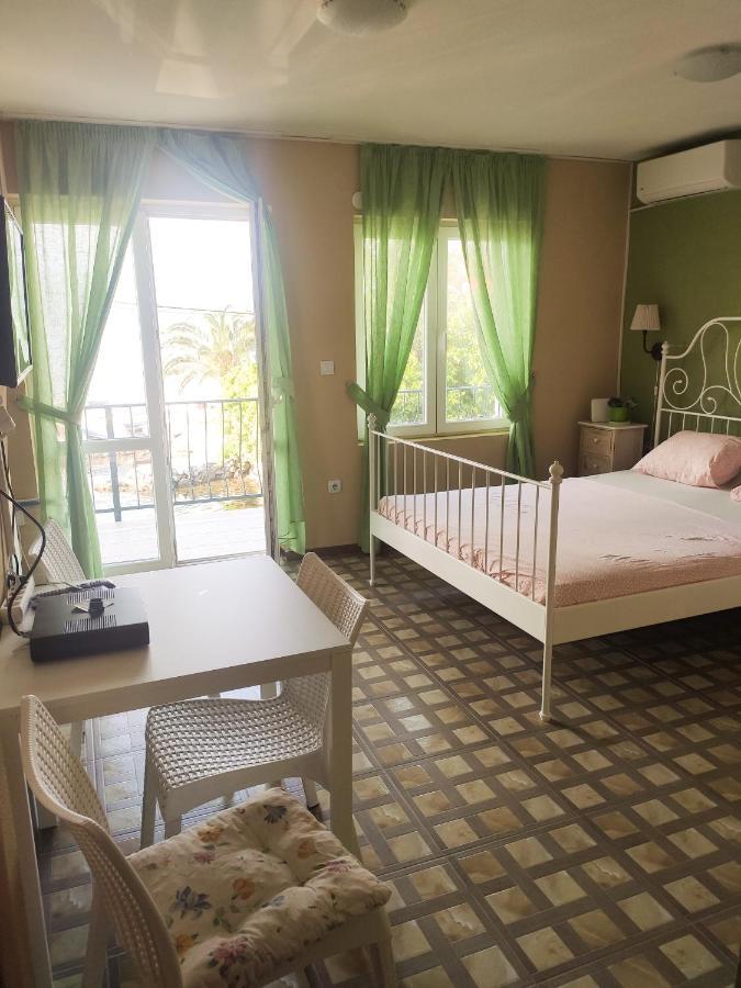 Studio Apartments Krasici Tivat Kamer foto