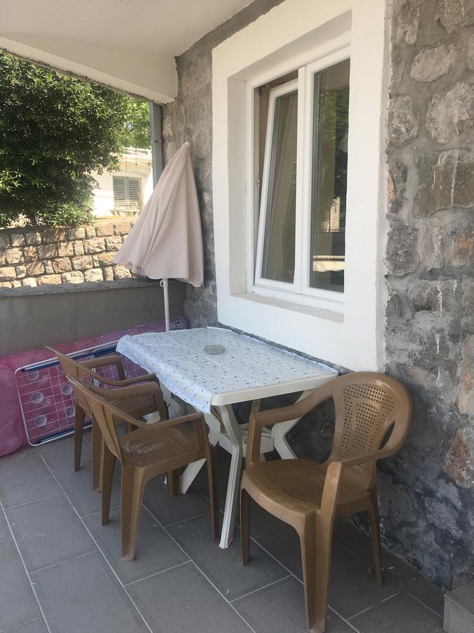 Studio Apartments Krasici Tivat Buitenkant foto